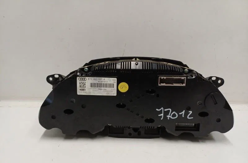 Compteur AUDI A5 1 COUPE PHASE 1 occasion — photo 2