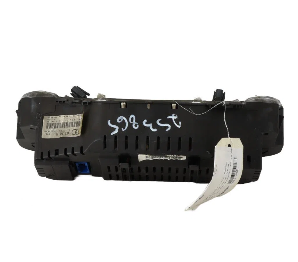 Compteur Audi A8 D3 (4E2, 4E8) 4.2 tdi quattro (2005-2005) occasion — photo 2