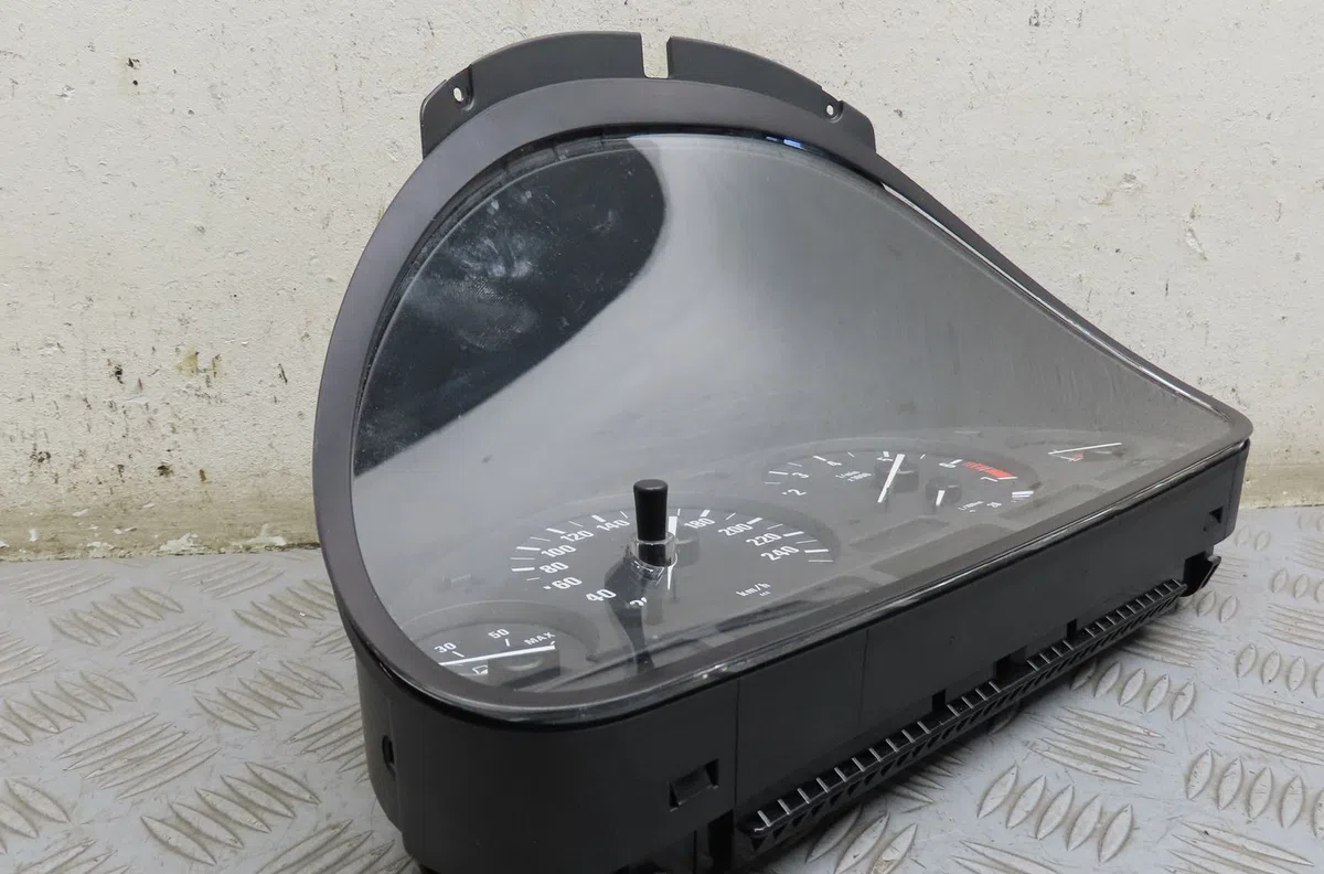 Compteur Bmw 5 (E39) 525 i (2000-2003) occasion — photo 2