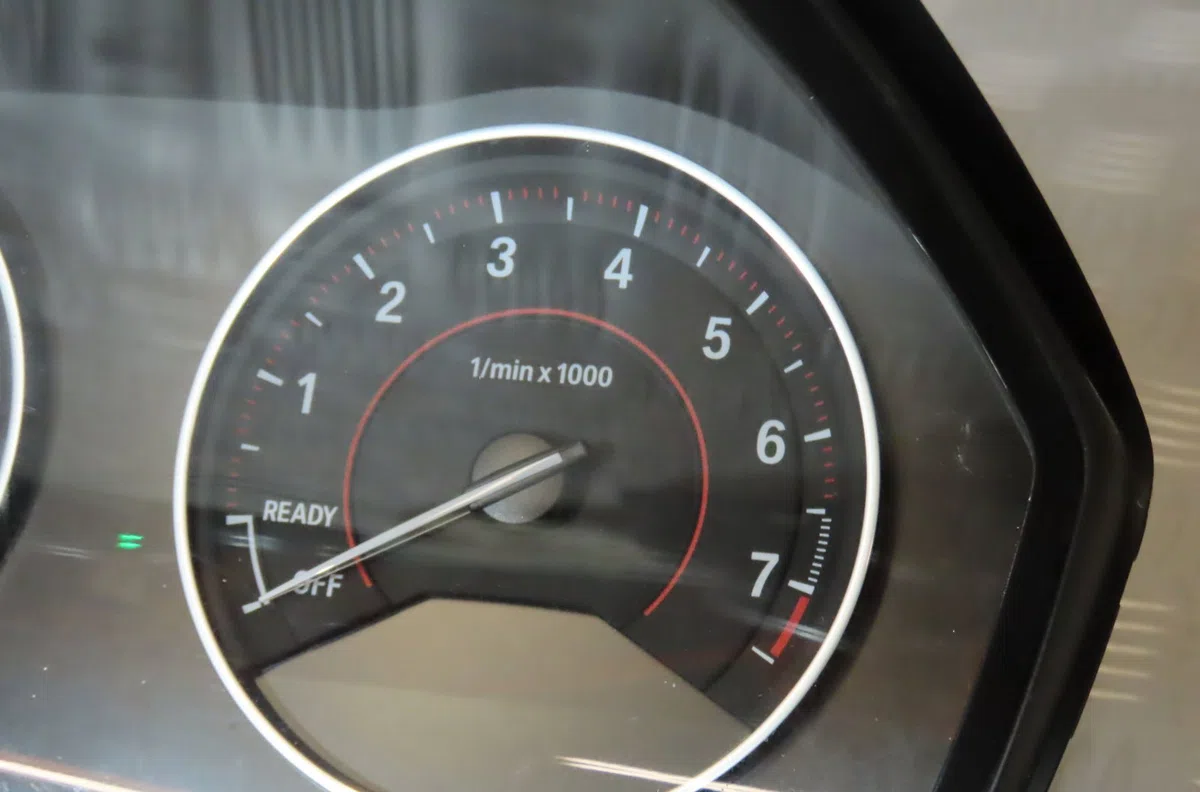 Compteur BMW SERIE 1 2015 occasion — photo 2