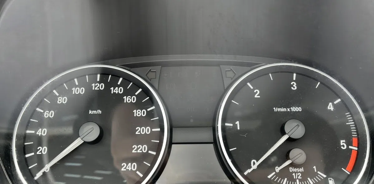 Compteur BMW SERIE 1 E87 PHASE 2 occasion — photo 3