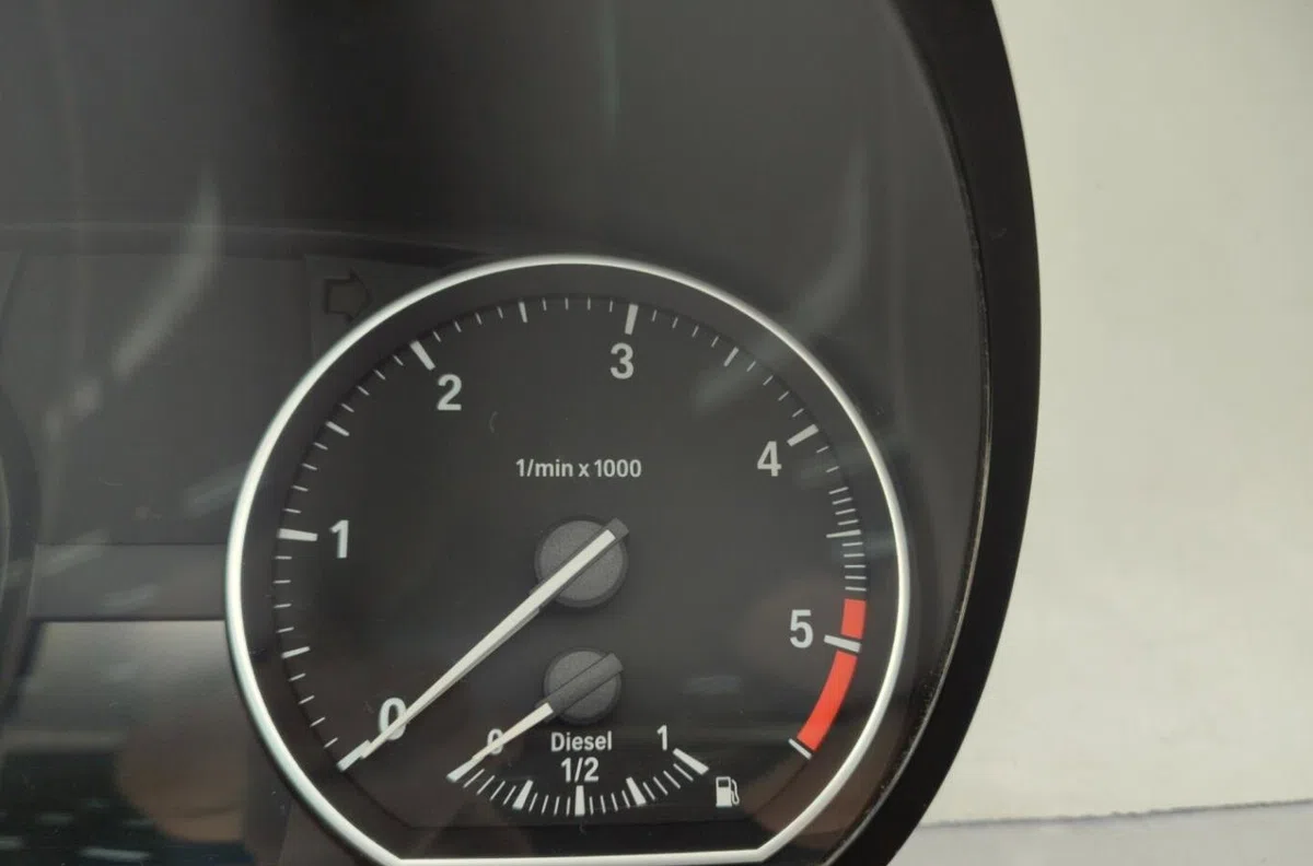 Compteur BMW SERIE 1 E87 PHASE 2 occasion — photo 2