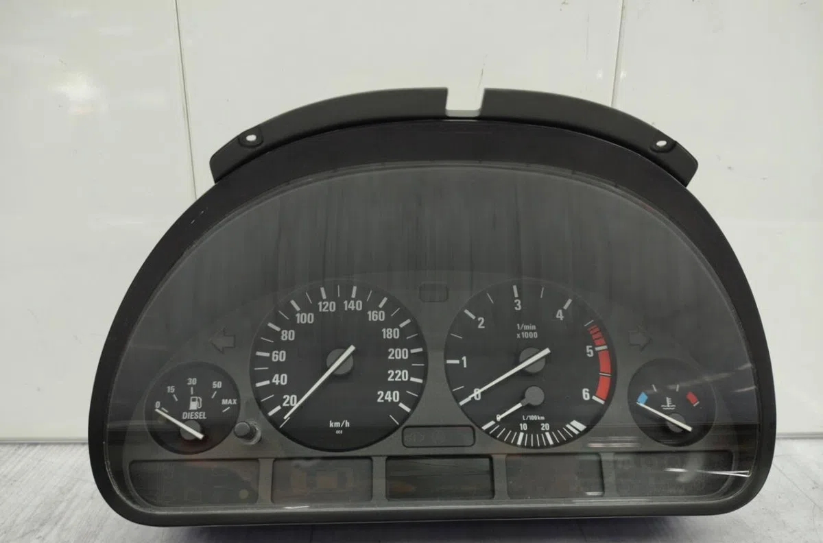 Compteur BMW SERIE 5 E39 PHASE 2 occasion — photo 4