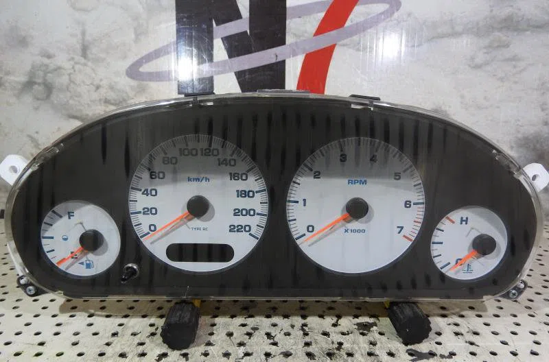 Compteur CHRYSLER VOYAGER 4 PHASE 1 occasion — photo 4