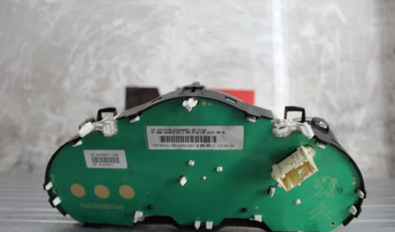 Compteur CITROEN C3 2 PHASE 1 occasion — photo 2