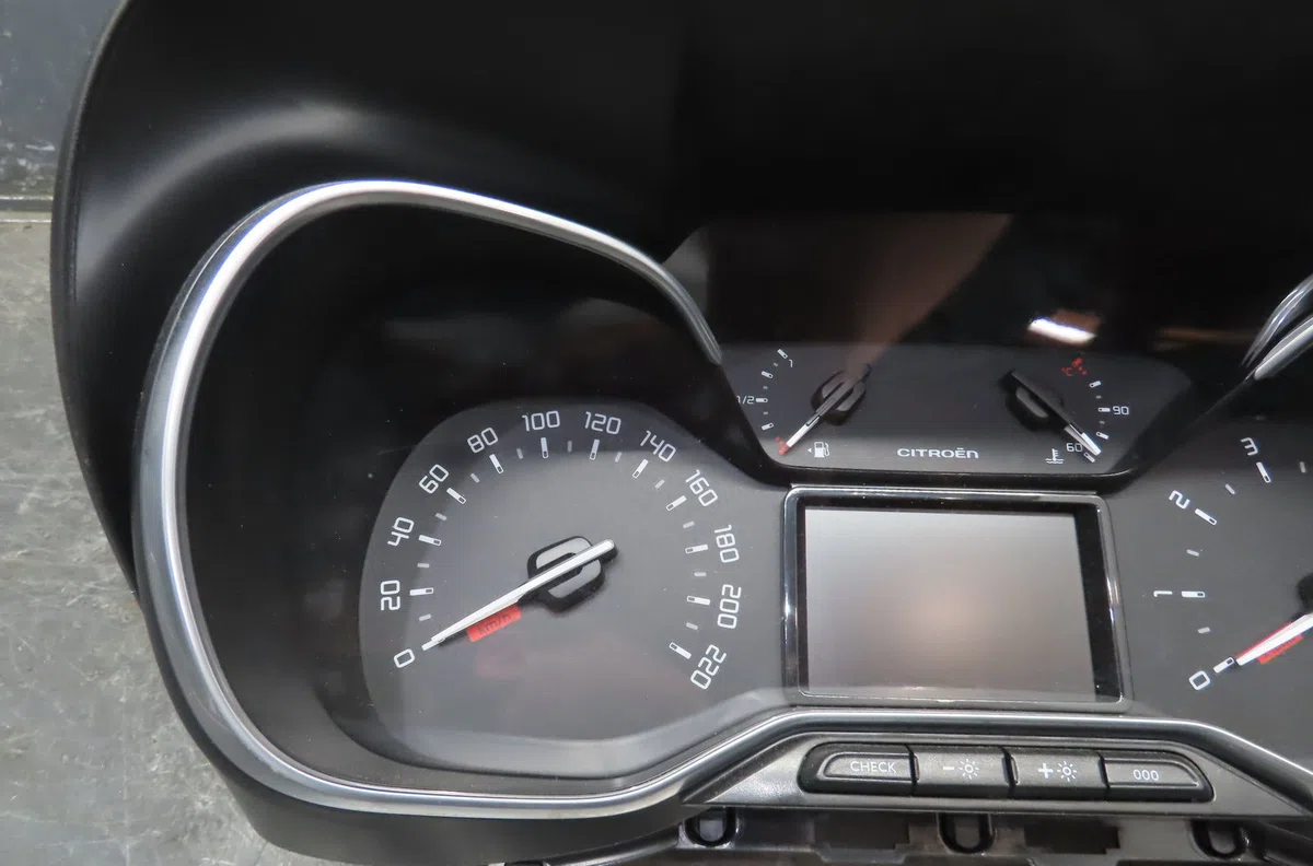 Compteur CITROEN C3 AIRCROSS 2021 occasion — photo 4