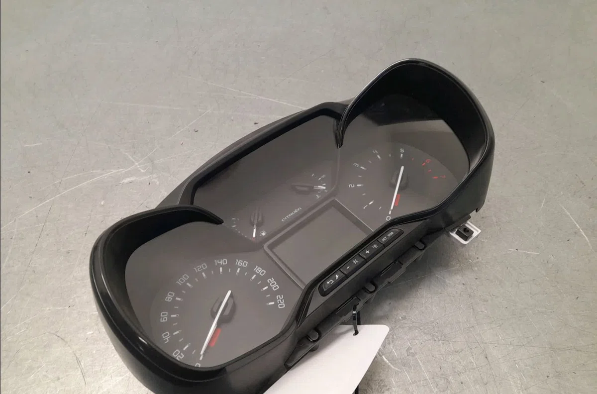 Compteur Citroen C3 III (SX) 1.2 puretech 82 (2018) 5 portes occasion — photo 2
