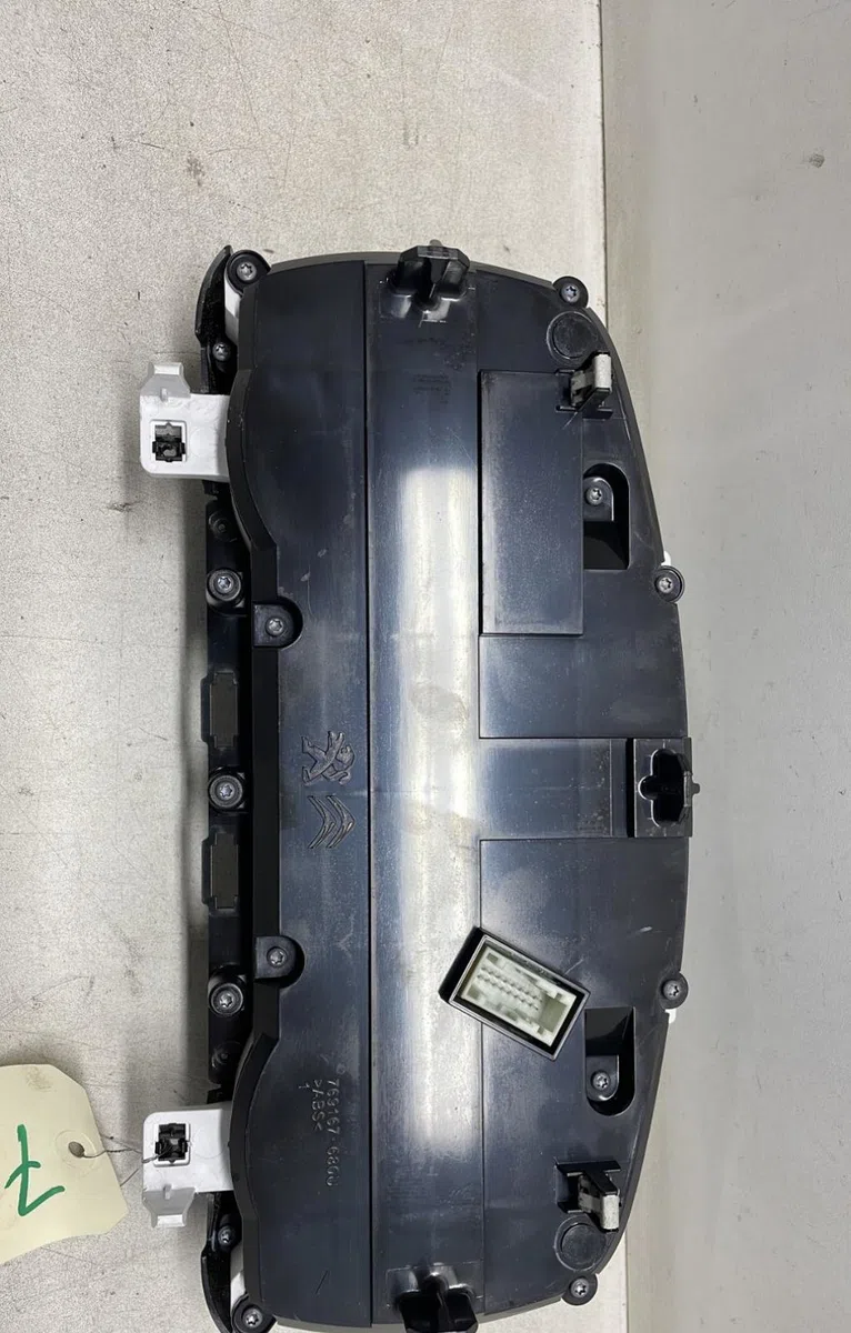 Compteur Citroen C3 III (SX) 1.5 bluehdi 100 (sxyhyp, sxyhtu) (2018) occasion — photo 2