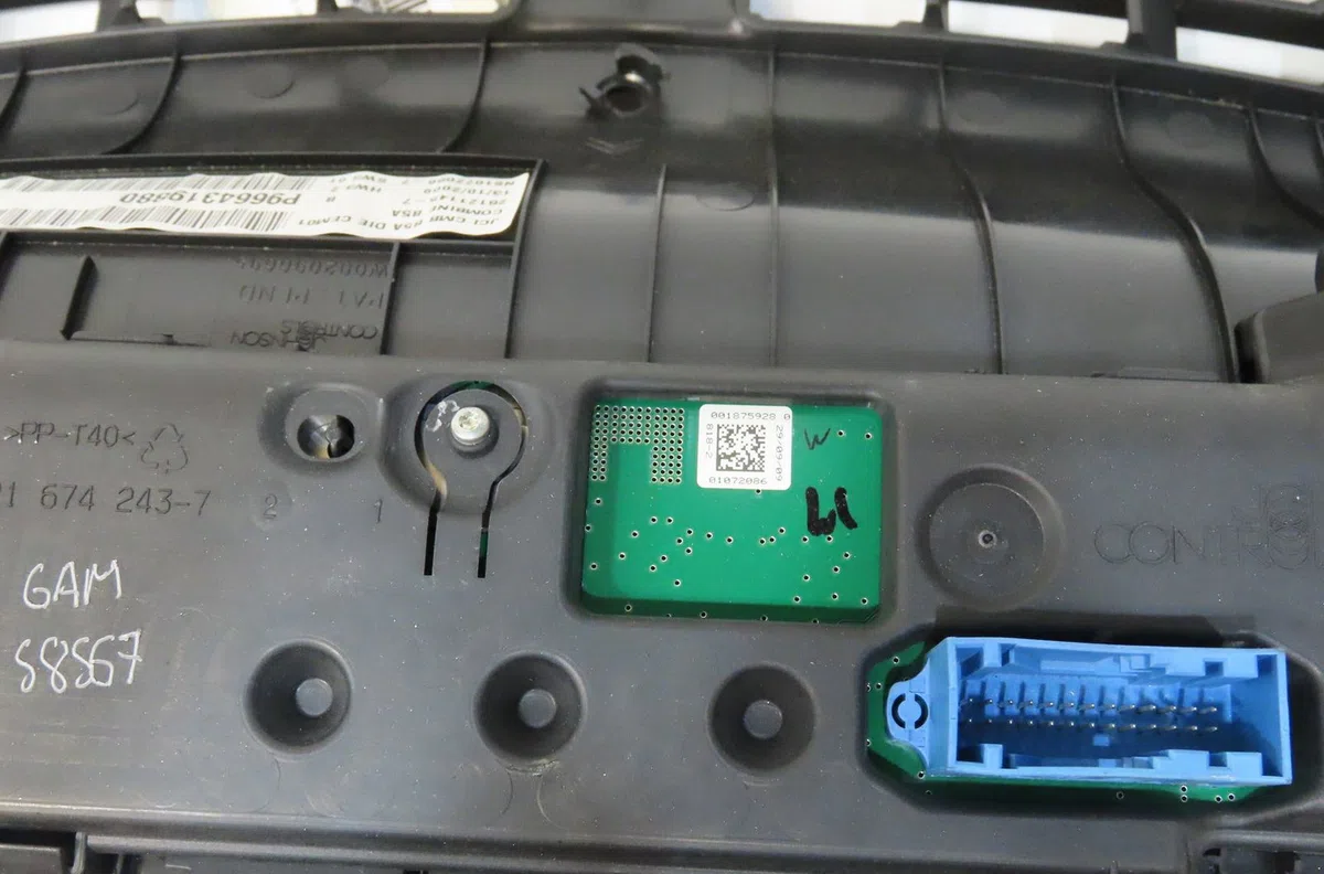 Compteur Citroen C4 I (LC_) 1.6 hdi (2004-2011) 5 portes occasion — photo 3