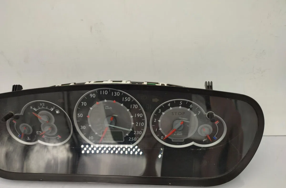 Compteur CITROEN C5 1 PHASE 2 occasion — photo 4