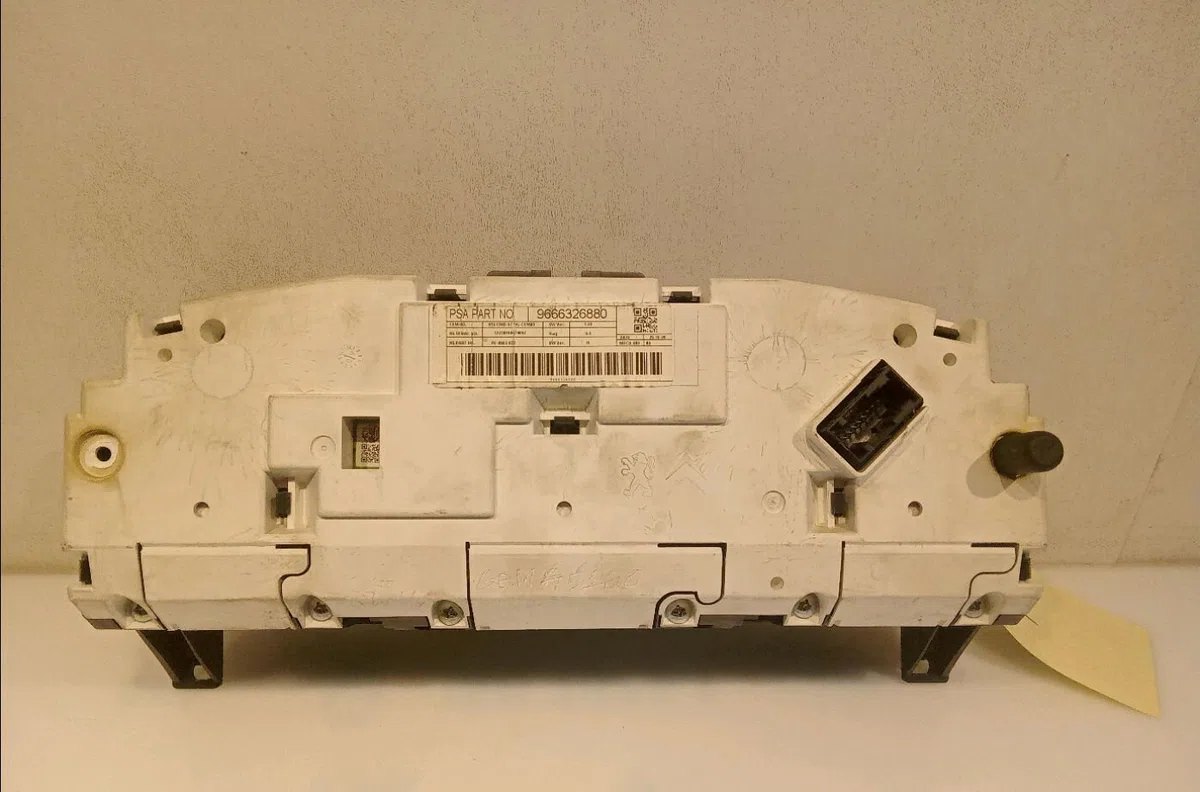 Compteur Citroen C5 III Break (RW_) 2.0 hdi 140 (2009) 5 portes occasion — photo 2