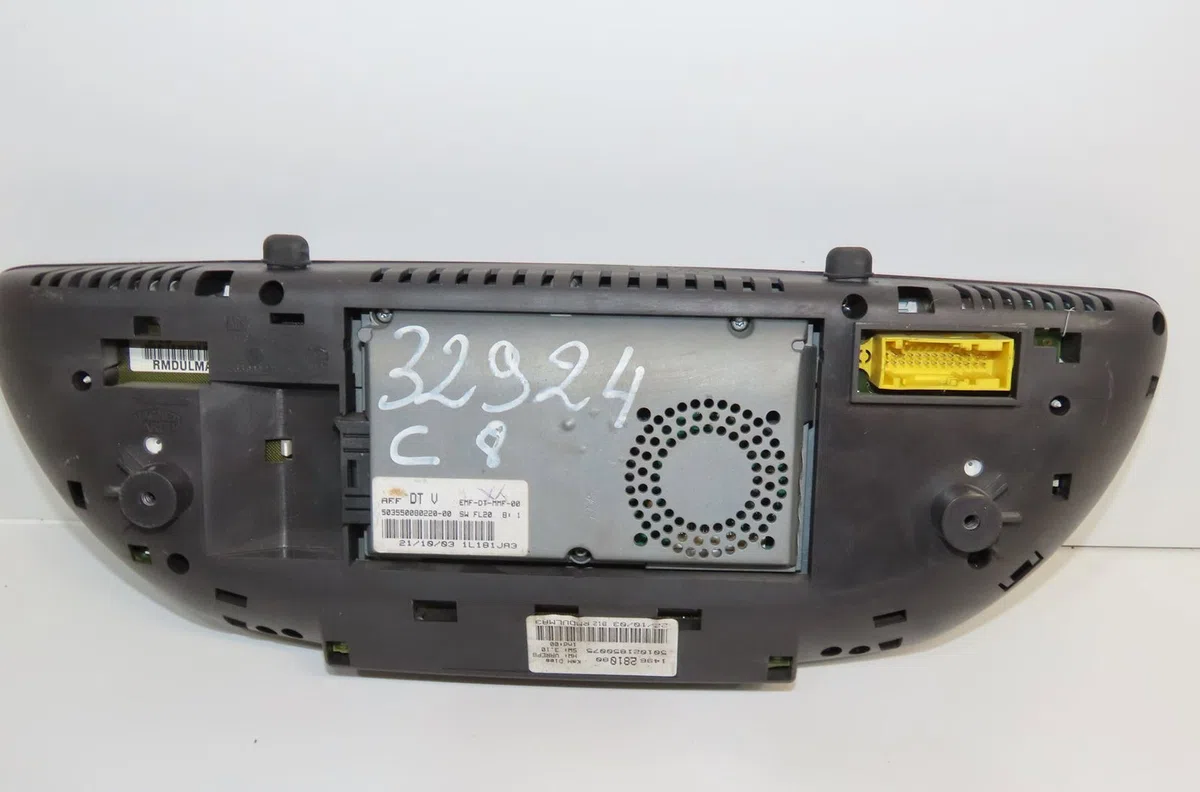 Compteur Citroen C8 (EA_, EB_) 2.2 hdi (2002) occasion — photo 2