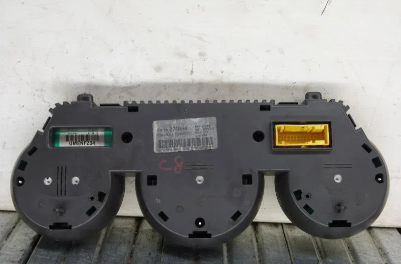 Compteur CITROEN C8 occasion