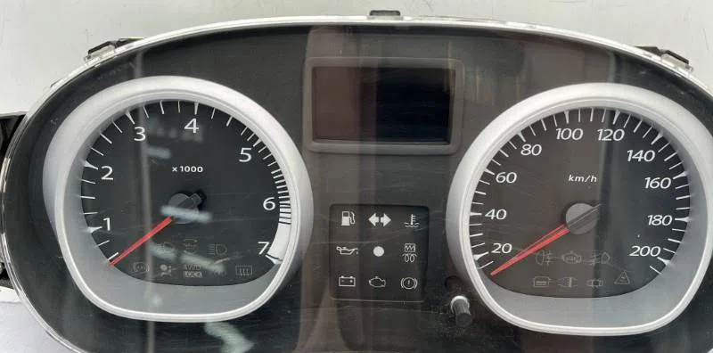 Compteur DACIA DUSTER 1 PHASE 1 occasion — photo 4
