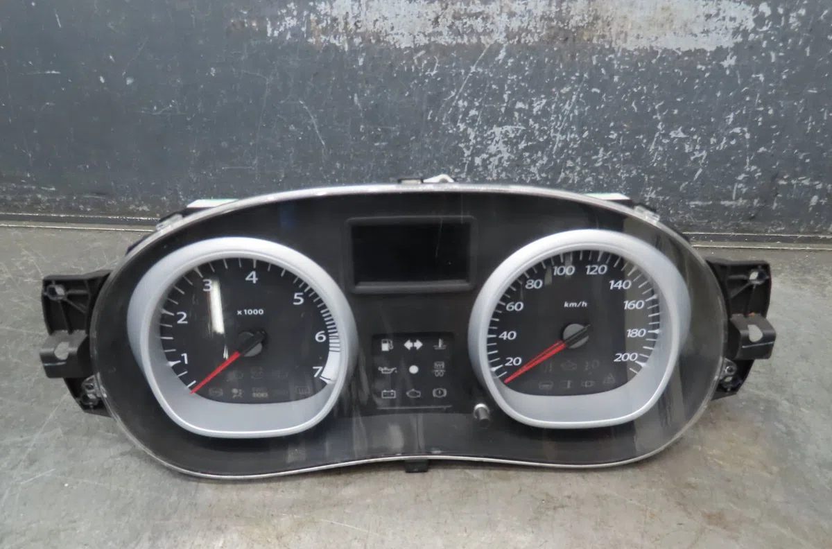 Compteur Dacia DUSTER (HS_) 1.5 dci 4x4 (hsmc, hsmd) (2010-2018) 5 portes occasion