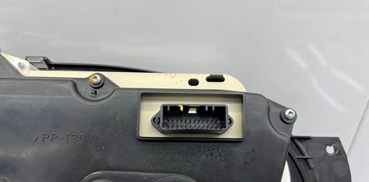 Compteur DACIA LOGAN 1 PHASE 1 occasion — photo 3