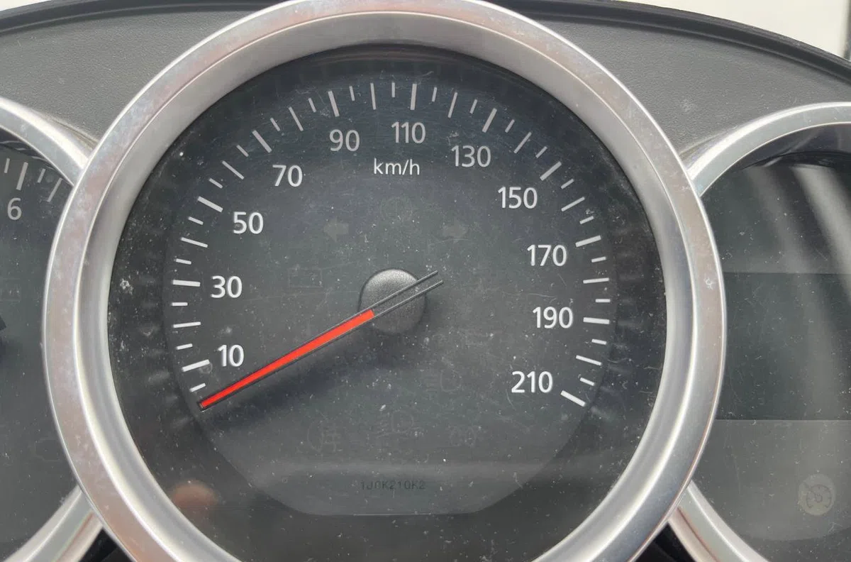 Compteur DACIA SANDERO 2 PHASE 2 occasion — photo 3