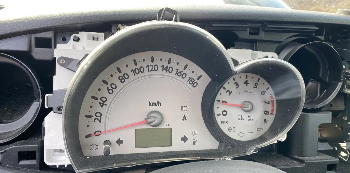 Compteur DAIHATSU TREVIS occasion — photo 2