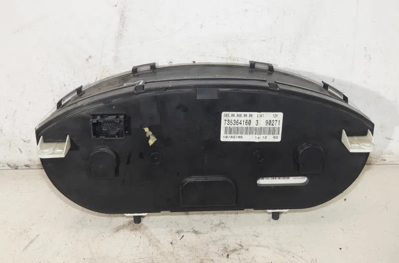 Compteur FIAT IDEA PHASE 1 occasion — photo 3