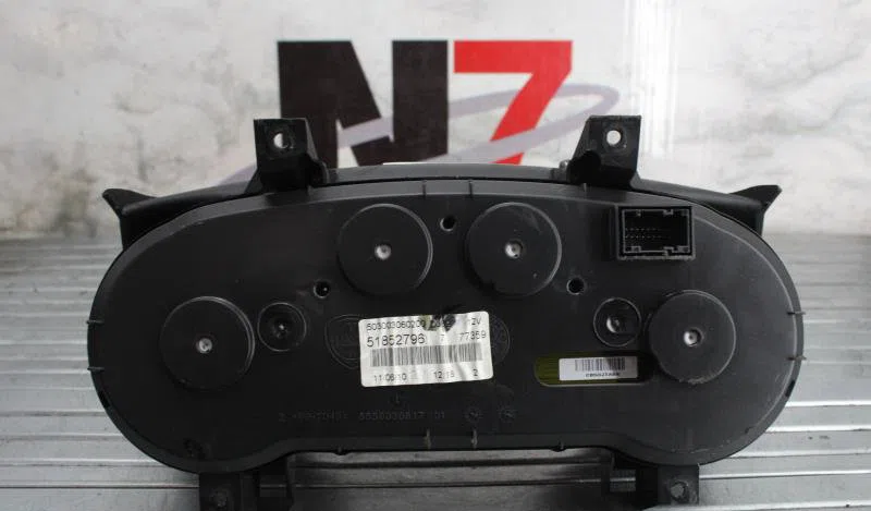 Compteur FIAT PUNTO 3 occasion — photo 4