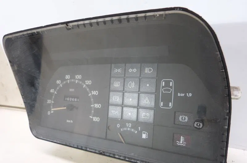 Compteur FIAT UNO PHASE 1 occasion — photo 2