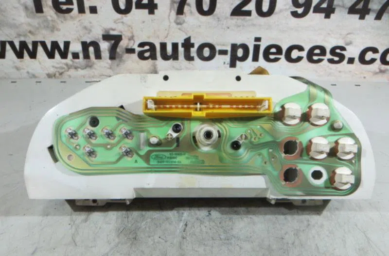 Compteur FORD FIESTA 3 PHASE 2 occasion — photo 3