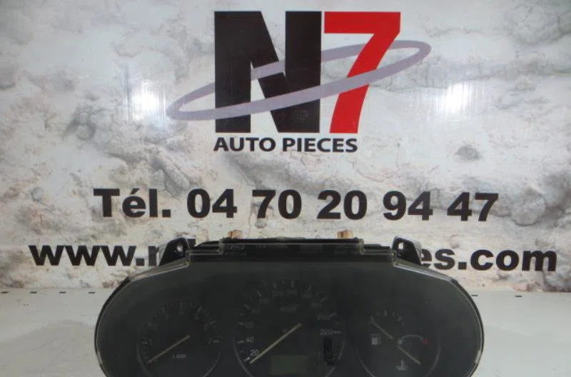 Compteur FORD FIESTA 4 PHASE 2 occasion — photo 2
