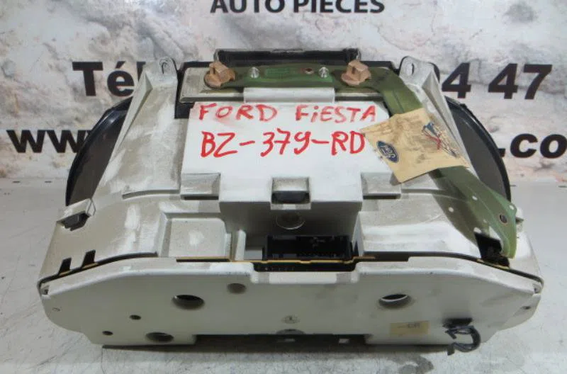 Compteur FORD FIESTA 4 PHASE 2 occasion — photo 4