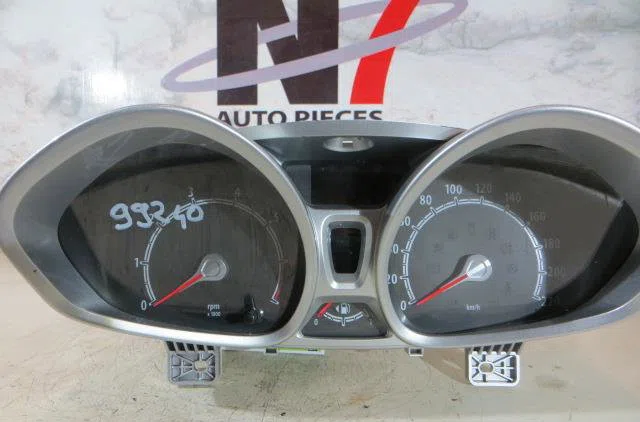 Compteur FORD FIESTA 5 PHASE 2 occasion — photo 3