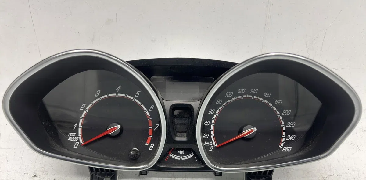 Compteur FORD FIESTA 6 PHASE 2 occasion — photo 2