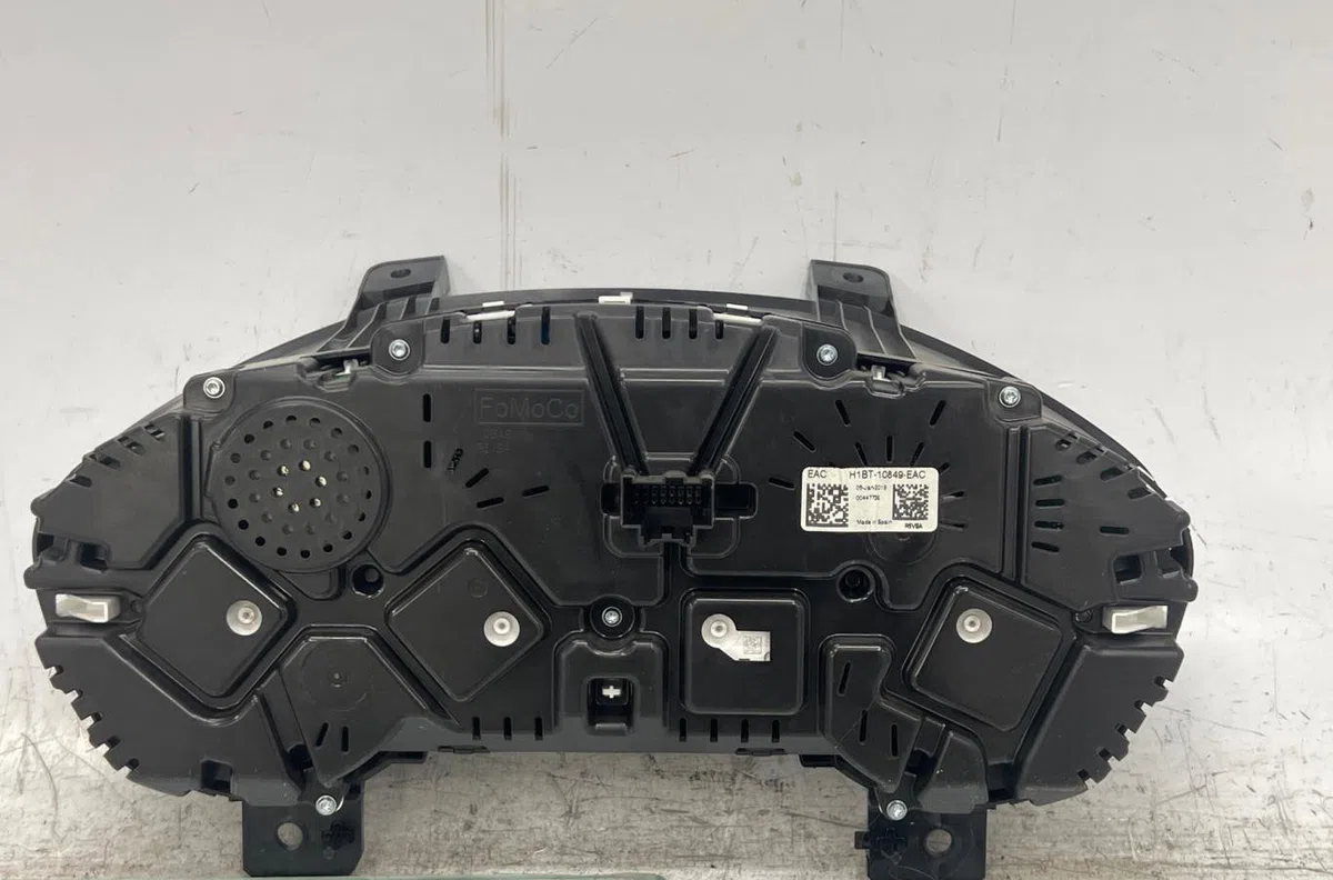 Compteur FORD FIESTA 7 PHASE 1 occasion — photo 2