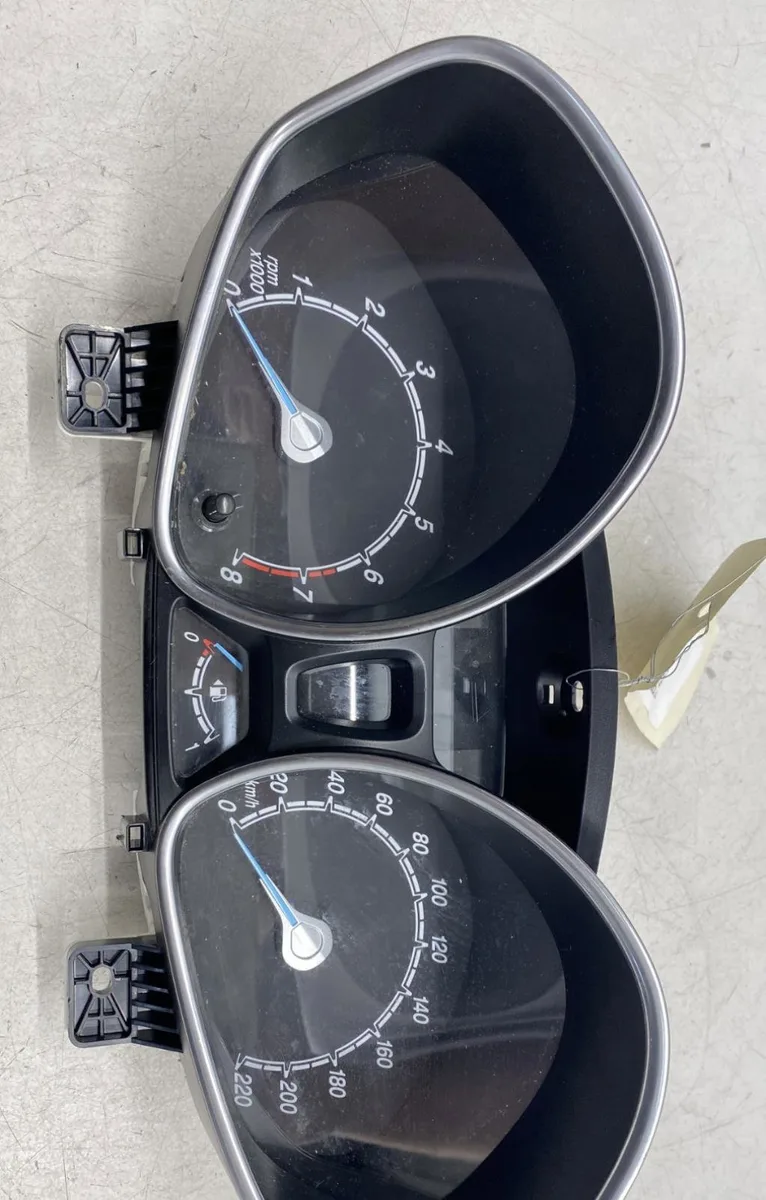 Compteur Ford FIESTA VI (CB1, CCN) 1.25 (2008-2017) 5 portes occasion
