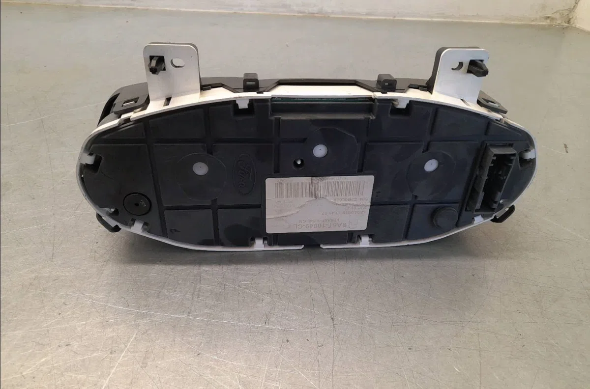 Compteur Ford FIESTA VI (CB1, CCN) 1.4 tdci (2010-2012) 3 portes occasion — photo 2