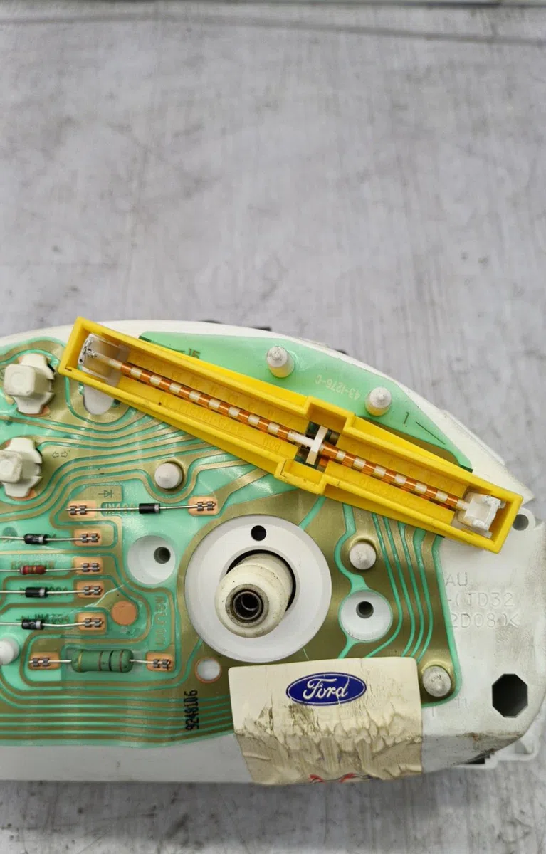 Compteur FORD KA 1 PHASE 1 occasion — photo 2