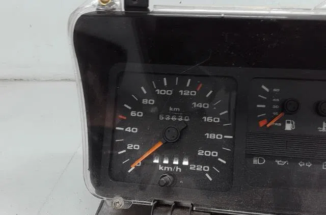 Compteur Ford SIERRA I 3-5 portes (GBC) 1.8 (1984-1986) occasion — photo 2