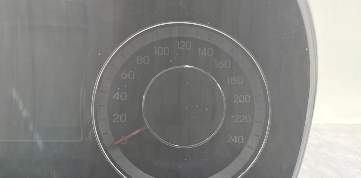 Compteur HYUNDAI I 40 PHASE 2 occasion — photo 2