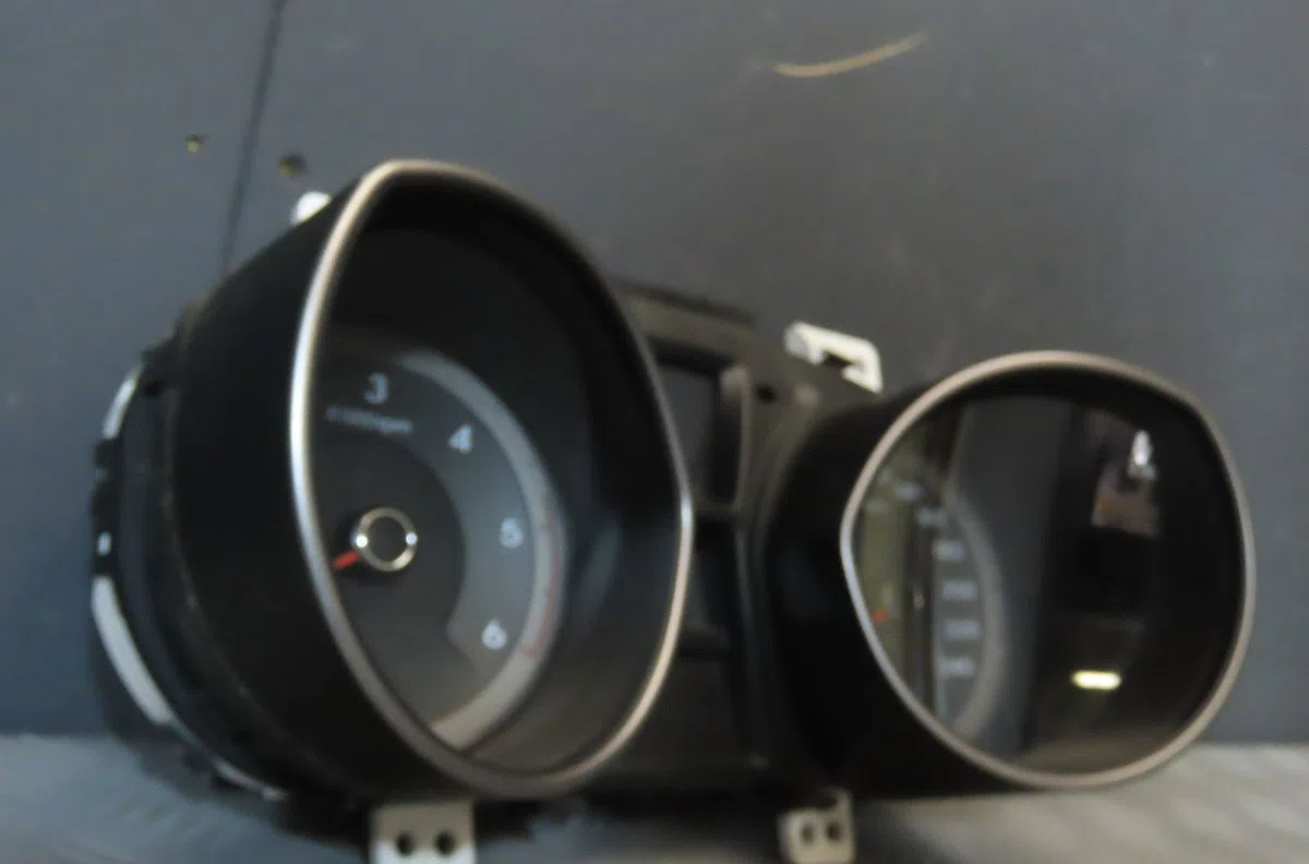 Compteur HYUNDAI I30 2013 occasion — photo 2