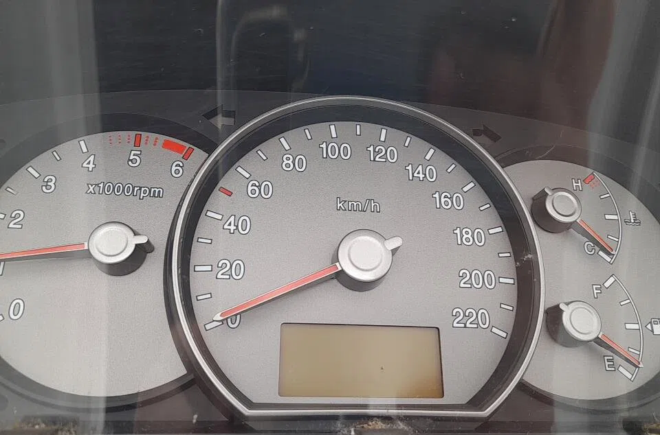 Compteur KIA CARENS 3 occasion — photo 3