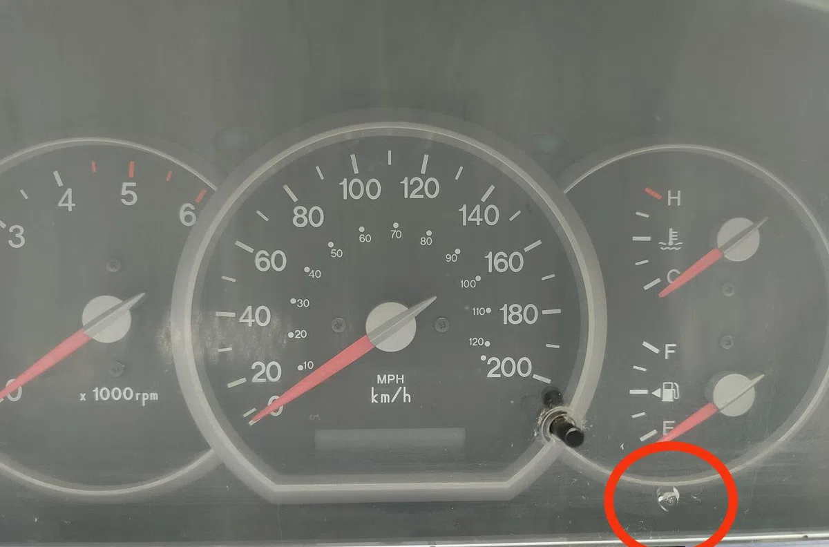 Compteur KIA CARNIVAL 1 occasion — photo 4