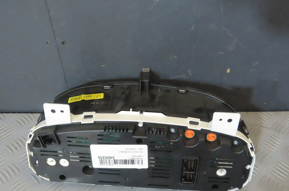 Compteur KIA CEE-D 2010 occasion — photo 4