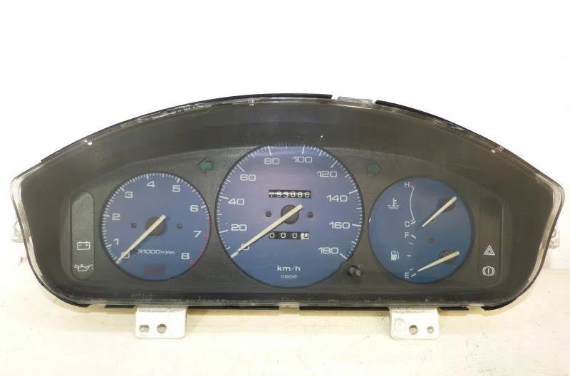 Compteur MAZDA 626 3 PHASE 1 occasion — photo 2