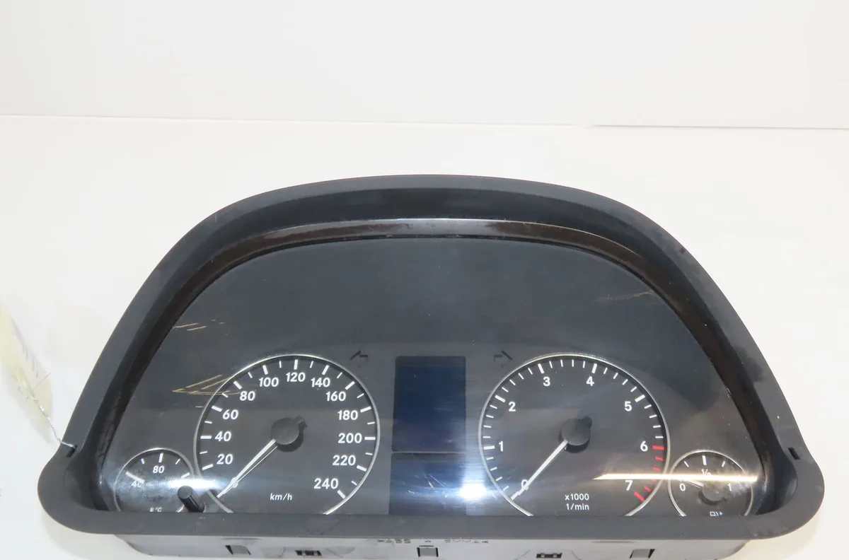 Compteur Mercedes-benz CLASSE A (W169) A 150 (169.031, 169.331) (2004-2012) occasion