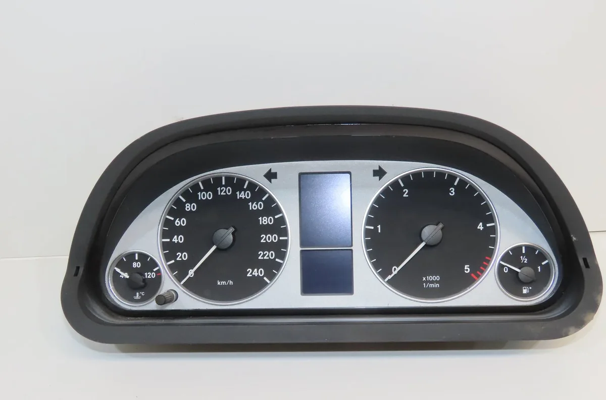 Compteur Mercedes-benz CLASSE A (W169) A 180 cdi (169.007, 169.307) (2004-2012) 5 portes occasion
