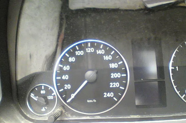Compteur Mercedes-benz CLASSE A (W169) A 200 cdi (169.008, 169.308) (2004-2012) 5 portes occasion — photo 2