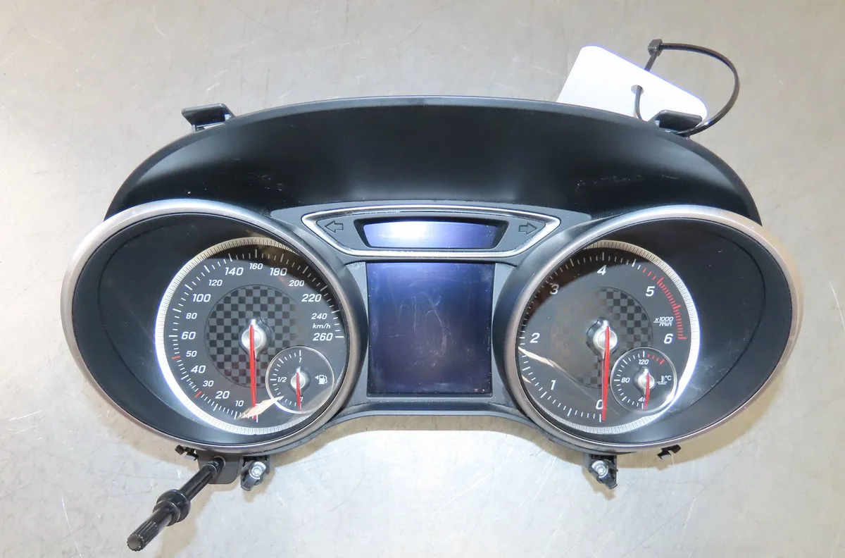Compteur Mercedes-benz CLASSE A (W176) A 200 cdi - d 4-matic (176.002) (2014-2018) occasion