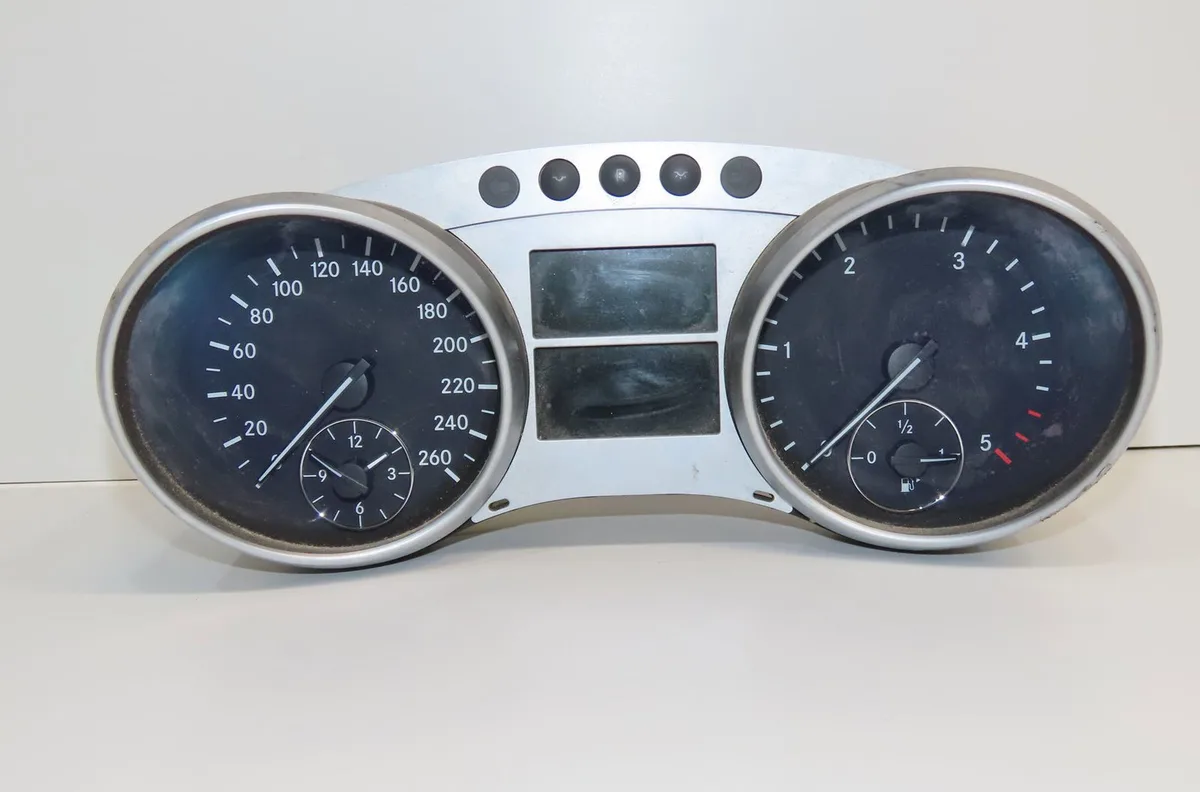 Compteur Mercedes-benz CLASSE M (W164) Ml 320 cdi 4-matic (164.122) (2005-2009) occasion