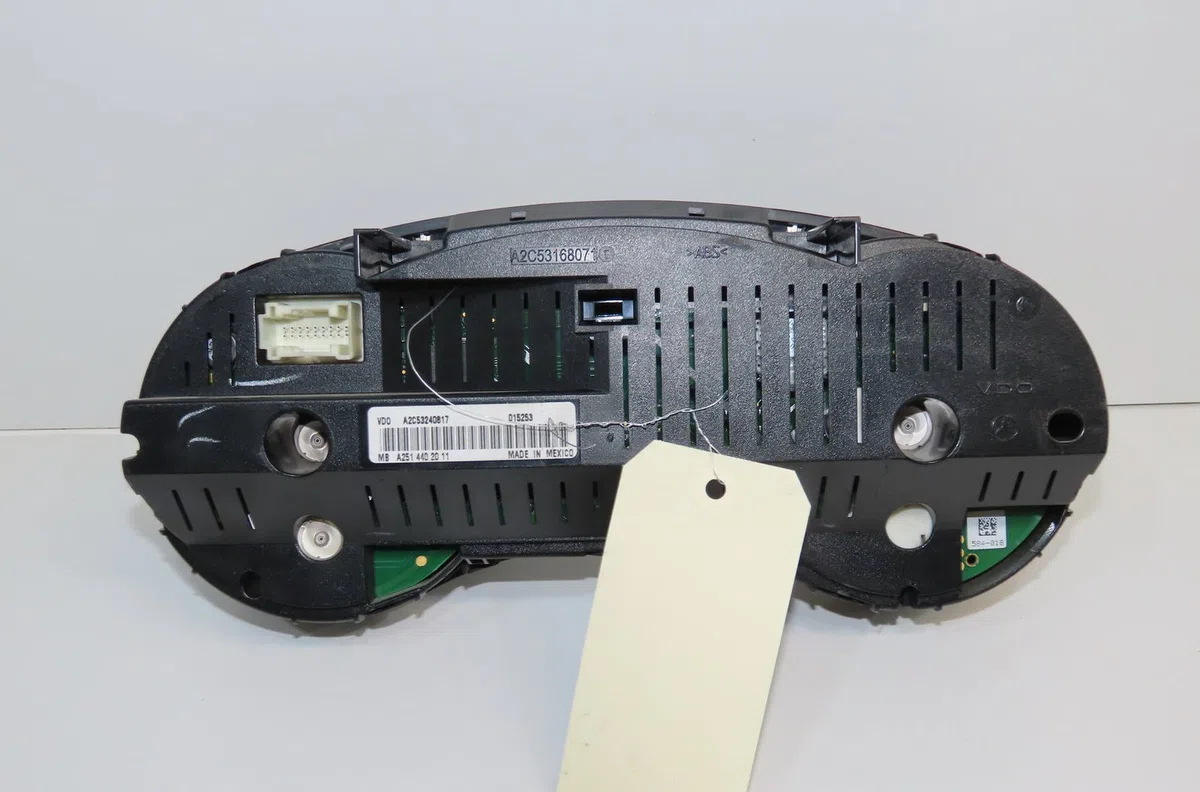 Compteur Mercedes-benz CLASSE M (W164) Ml 320 cdi 4-matic (164.122) (2005-2009) occasion — photo 2