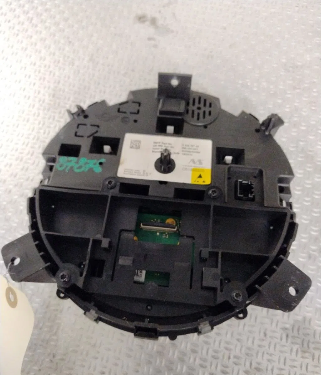 Compteur MINI MINI 2 R56  MINI 2 R56 PHASE 2 occasion — photo 2