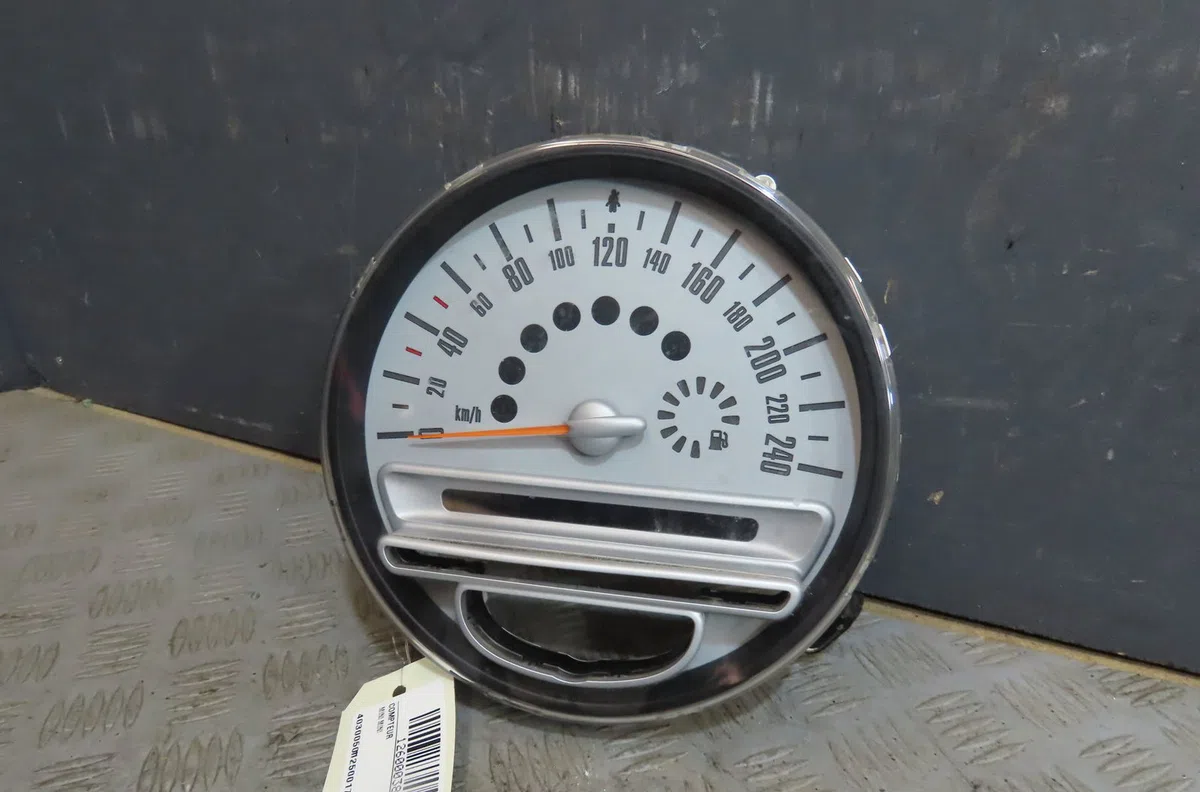 Compteur Mini MINI (R56) Cooper d (2006-2010) occasion — photo 3
