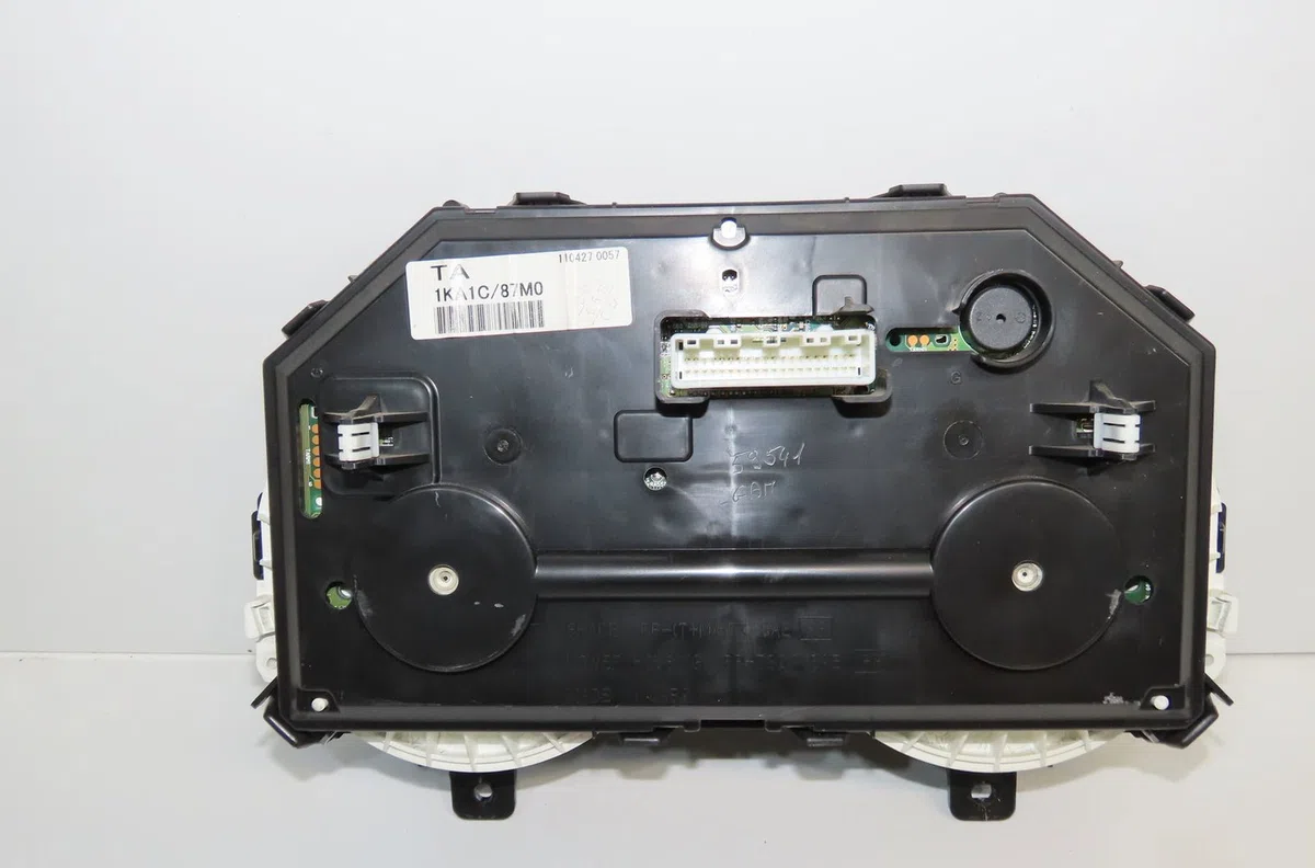 Compteur Nissan JUKE (F15) 1.6 dig-t 4x4 (2010) occasion — photo 2